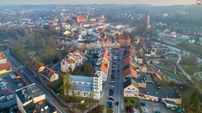 Lidzbark Warminski, ulica Wysokiej Bramy z panorama na stare miasto, 27.12.2017 r.. EU, PL, warm-maz. Lotnicze.